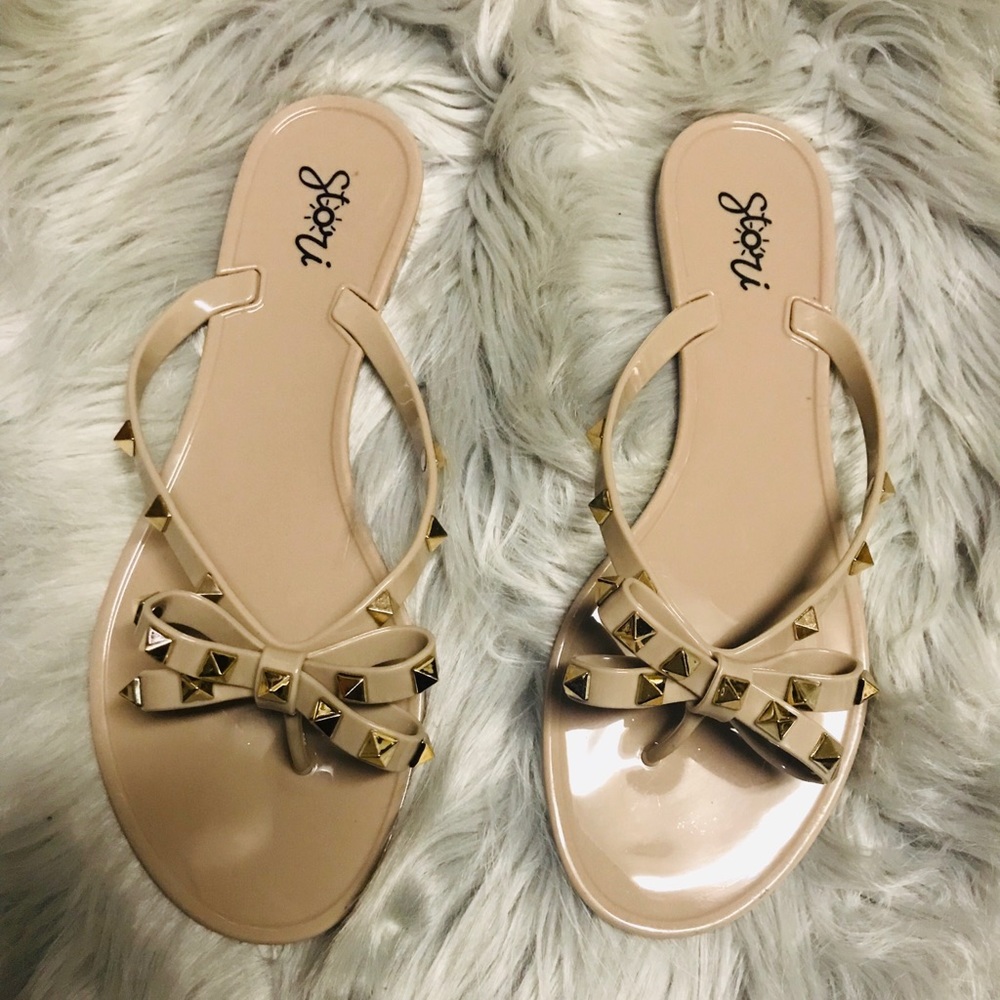 ✨Nude Gold studded Jelly Sandals. New in Box.💥💫